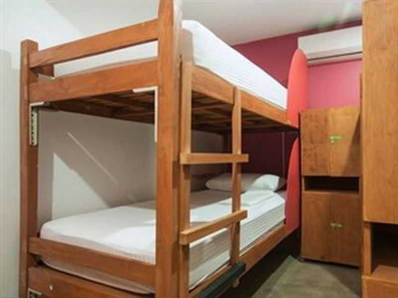 Mnl Boutique Hostel Makati City Esterno foto
