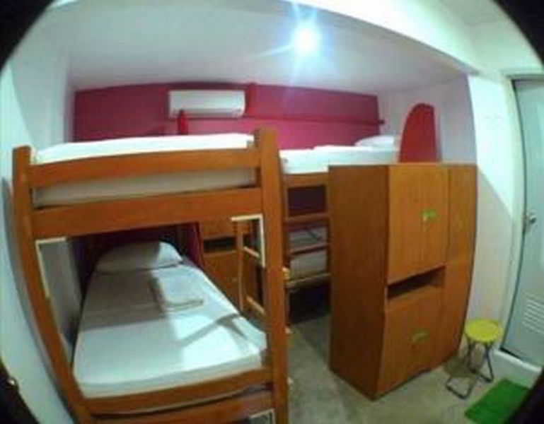Mnl Boutique Hostel Makati City Esterno foto