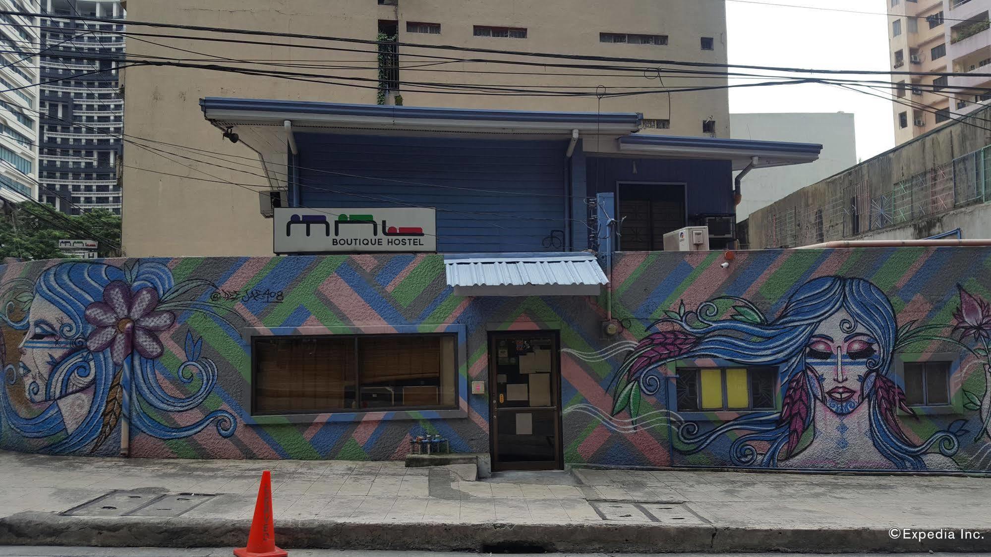 Mnl Boutique Hostel Makati City Esterno foto