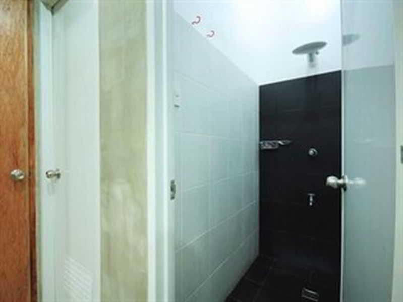 Mnl Boutique Hostel Makati City Esterno foto